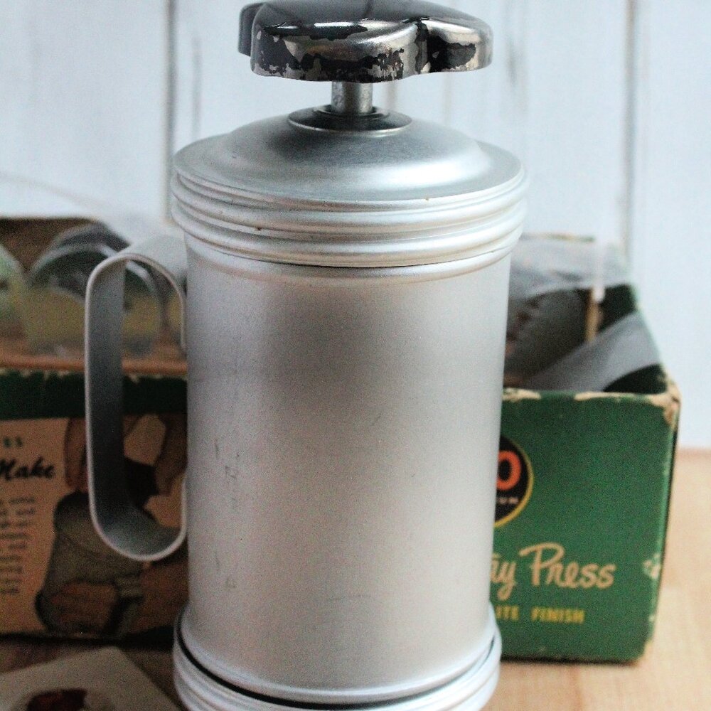 Vintage Mirro Cooky and Pastry Press